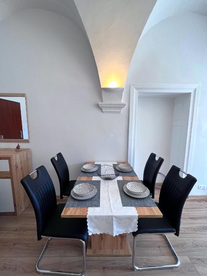 Apartman Viki Banska Bystrica Luaran gambar